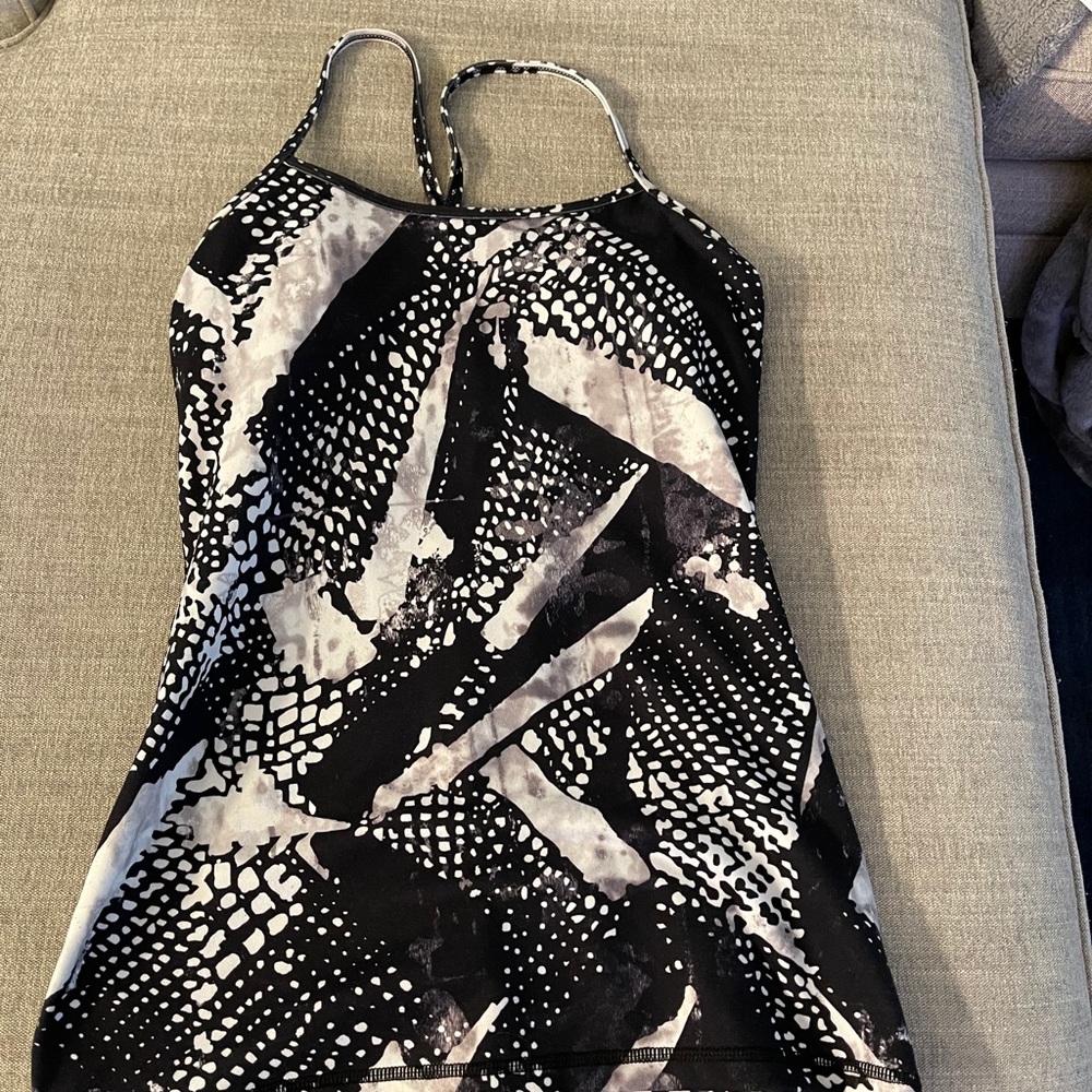 lululemon Power Y tank size 6